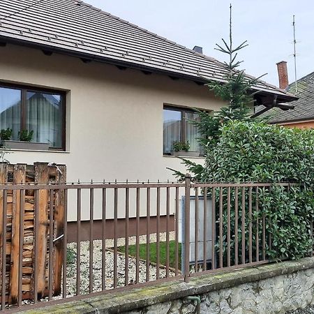 Aranypatak Apartmanhaz Szombathely Exterior photo