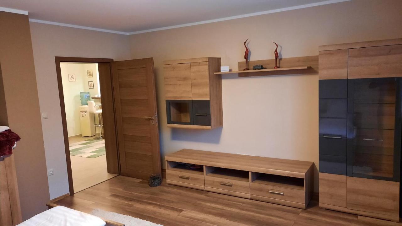 Aranypatak Apartmanhaz Szombathely Exterior photo
