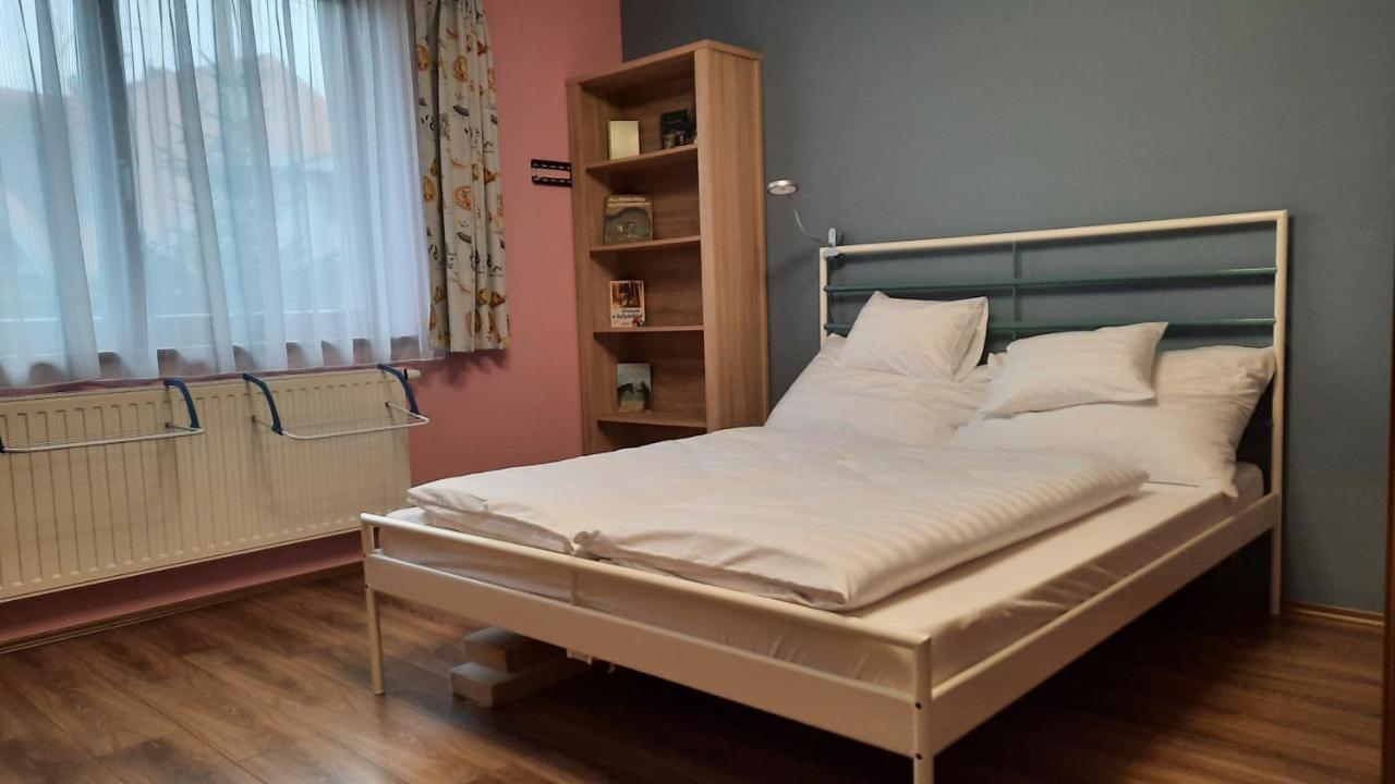 Aranypatak Apartmanhaz Szombathely Exterior photo